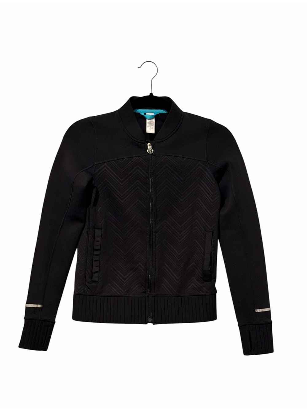 Ivivva youth Black athletic running Jacket with chevron pattern size 10